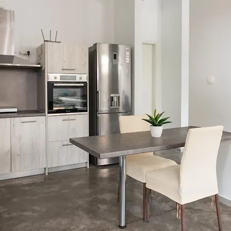 Happy Home-2' From Sea *