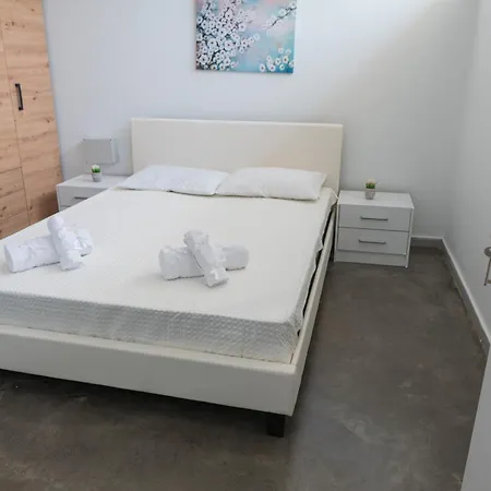 Happy Home-2' From Sea Apartment