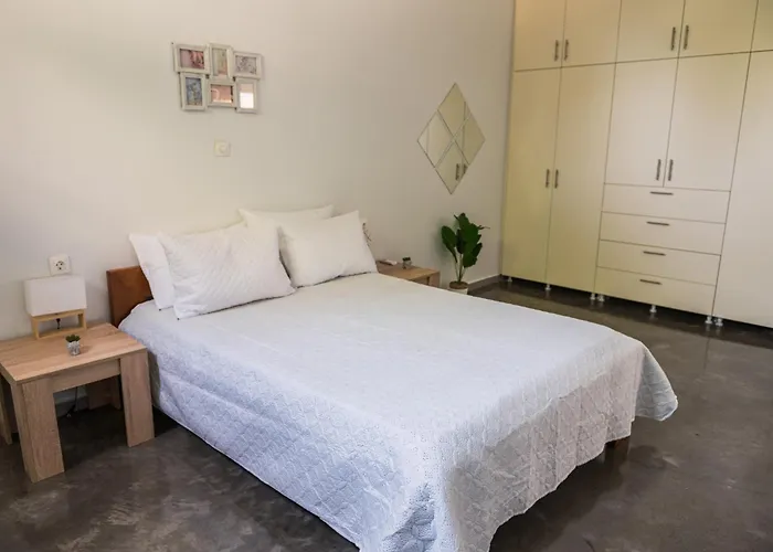 Happy Home-2' From Sea Kalamata